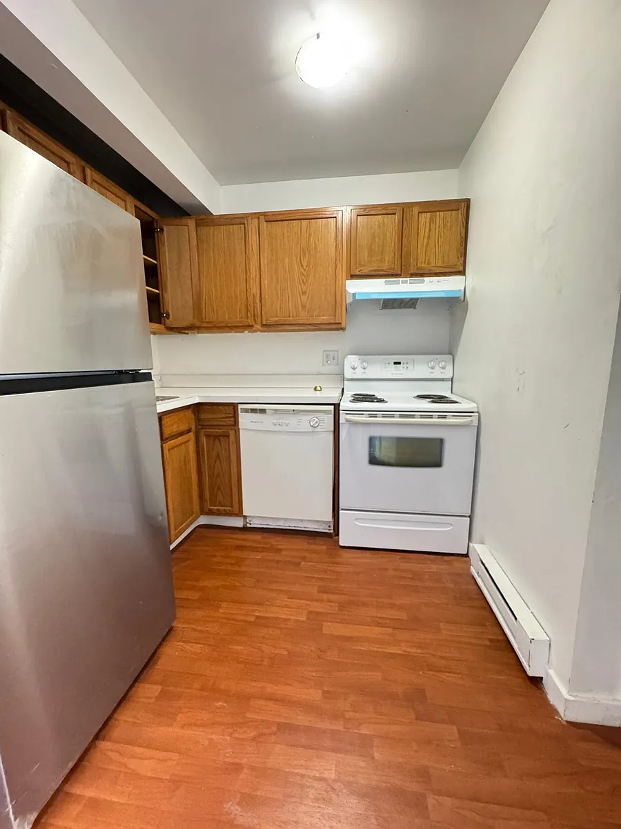 Building Photo - 91 Lexington Ave #2