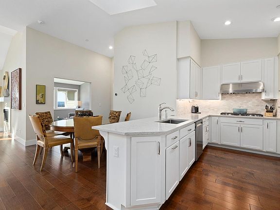 4th image of 2075 Stonefield Lane