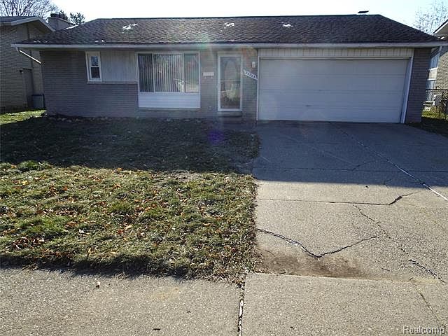 1st image of 35965 Scone St