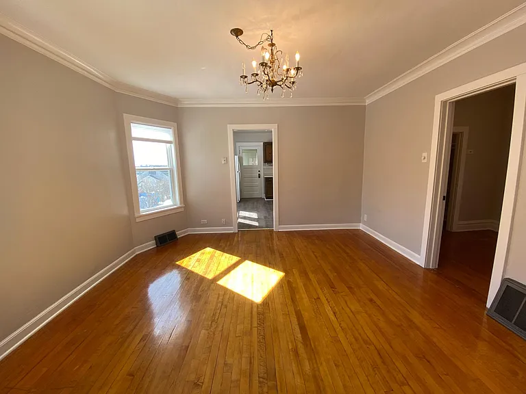 3010 Devonshire St #1 — Photo 4