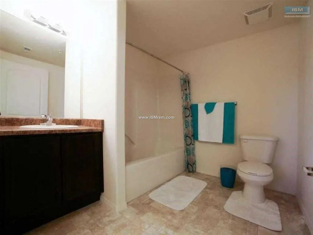 Copperwood Apartments — Photo 3