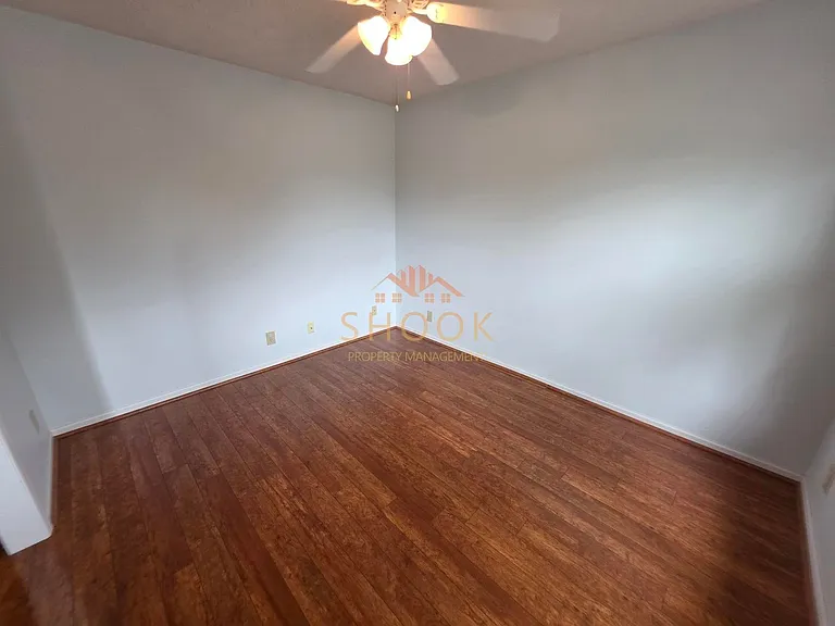 1620 Lionheart Ln — Photo 15