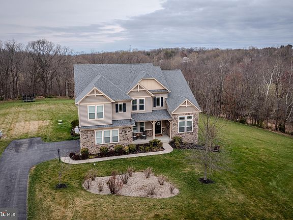 2nd image of 3630 Donna Ct