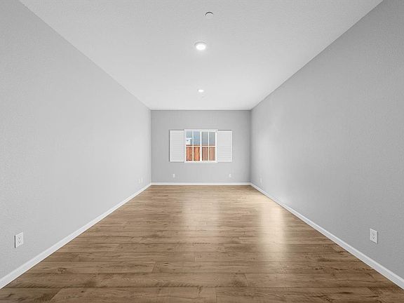 5th image of 655 Honey Bee Rd
