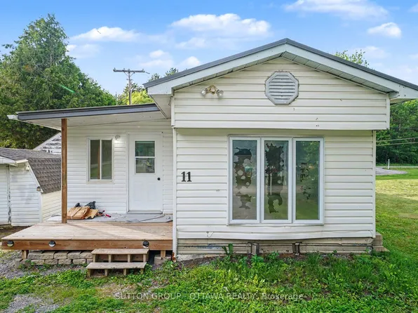1210 Saint Felix Rd #11, Clarence Rockland, ON K0A 2A0
