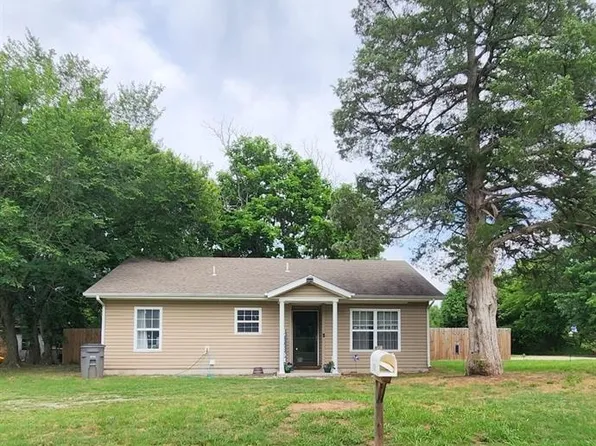 1710 S Ocheese Ave, Wewoka, OK 74884