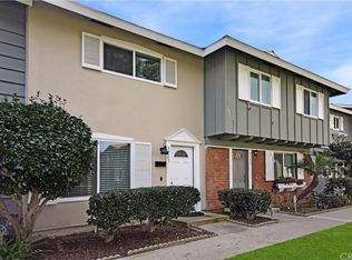 9761 Cornwall Dr, Huntington Beach, CA 92646