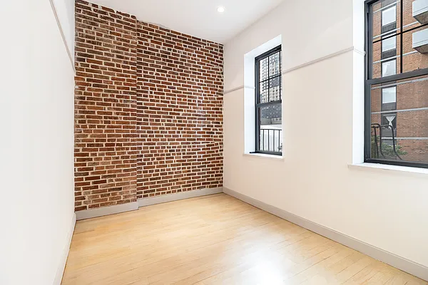 Rented by Compass | media 4