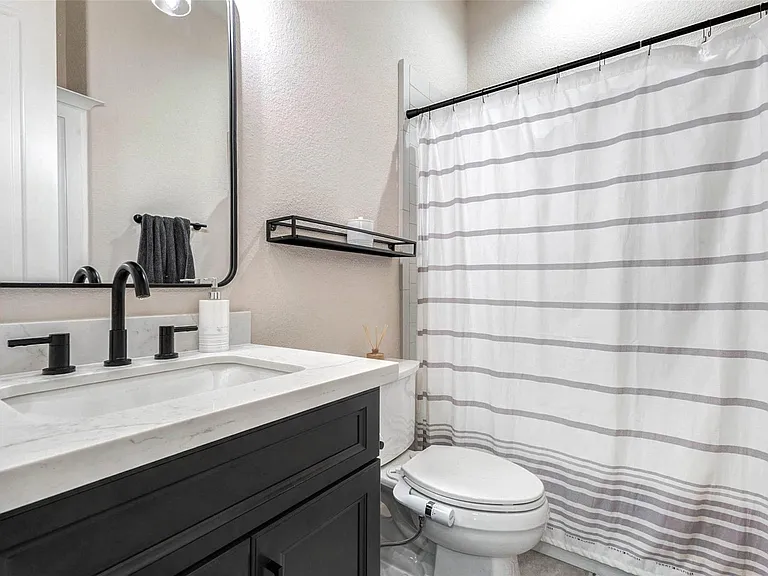 11005 Upland Forest Dr — Photo 20