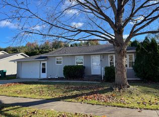 901 Albin Dr, La Porte, IN