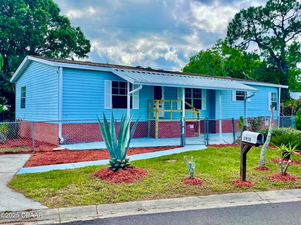 1910 Woodcrest Dr, Ormond Beach, FL 32174
