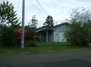 1055 7th St, Florence, OR 97439
