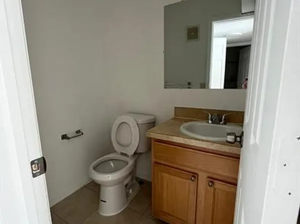 2932 NW 55th Ave APT 2C, Fort Lauderdale, FL 33313