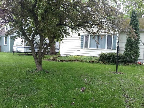 3rd image of 2730 McKinley St