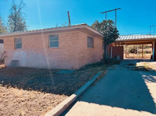 311 Harte St, Iraan, TX 79744