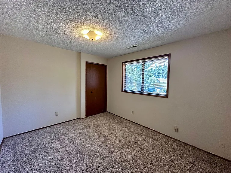 970 S 55th Pl — Photo 21