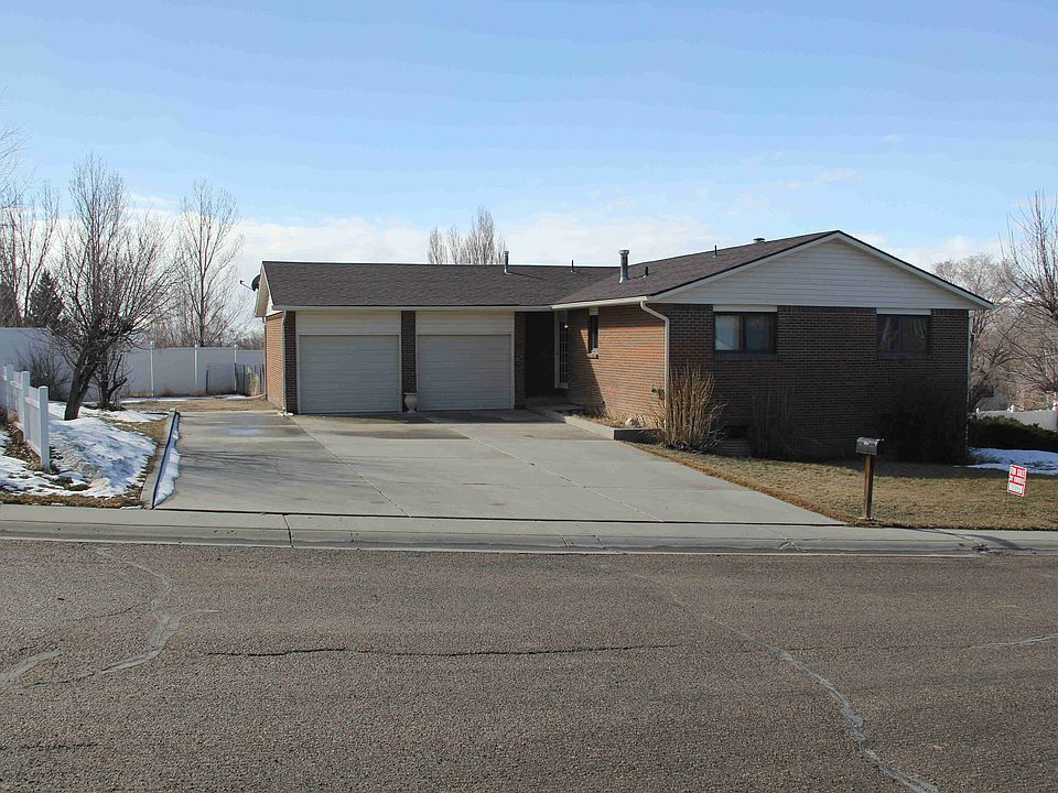 1st image of 410 Agate St