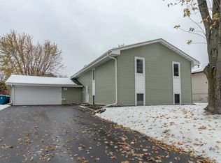 821 7th Ave SW, Forest Lake, MN 55025