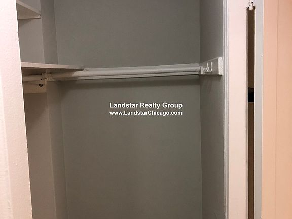 2nd image of 5737 N Kenmore Ave #308