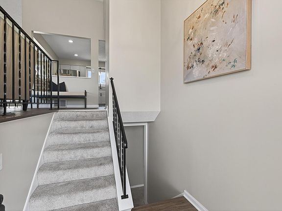 4th image of 116 Knoll Cir E