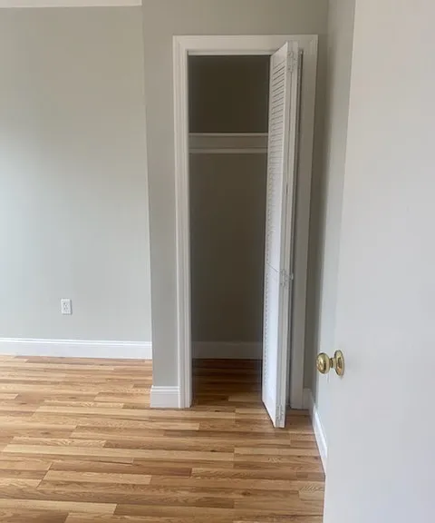220 Hanover St #27 — Photo 17