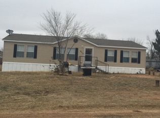 215 25th St, Snyder, TX 79549