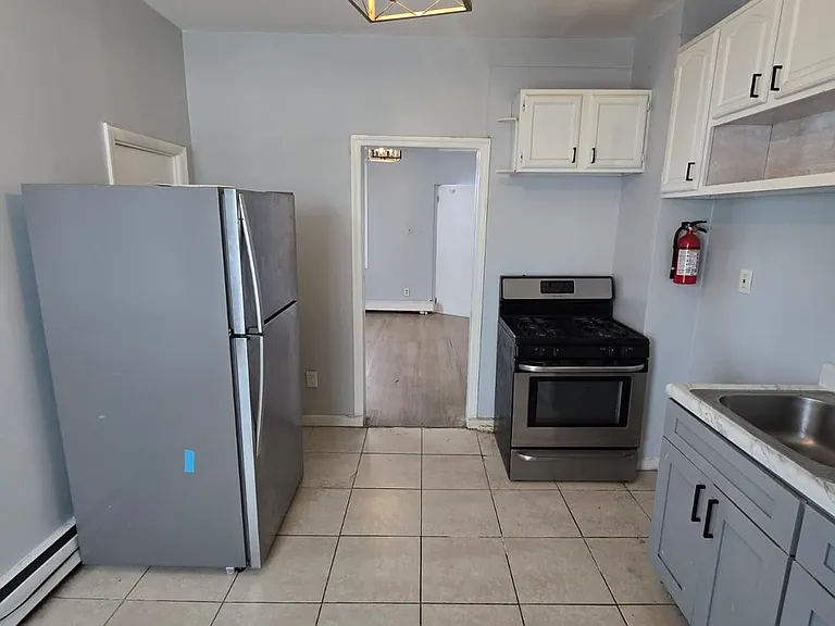 86 Wilson Pl #P1 — Photo 3