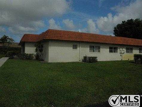 1st image of 1902 Palmland Dr APT 2
