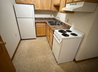 55 N Oak, Platteville, WI 53818