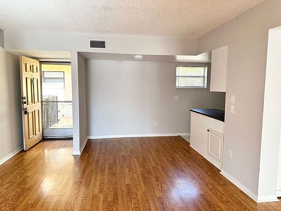 3rd image of 12481 McGregor Blvd APT 16