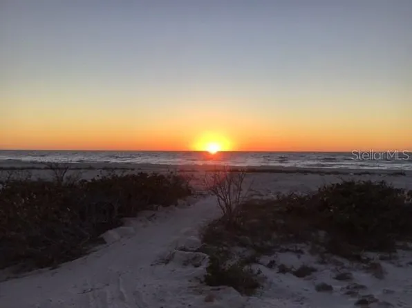 420 Gulf Blvd #6, Boca Grande, FL 33921