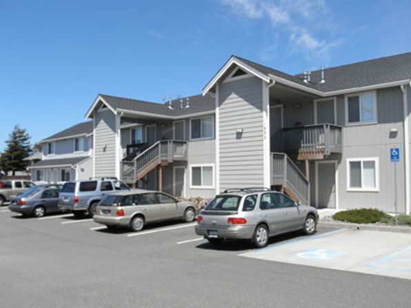 1686 Sandpiper Ln #9-16