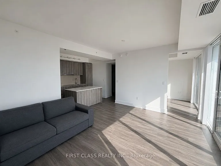 955 Bay St #Penthouse 4106 — Photo 4