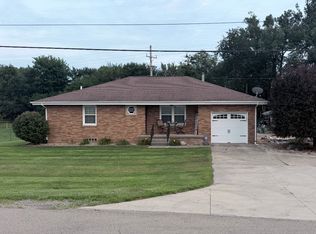 10819 E 1400 North Rd, Bloomington, IL 61705