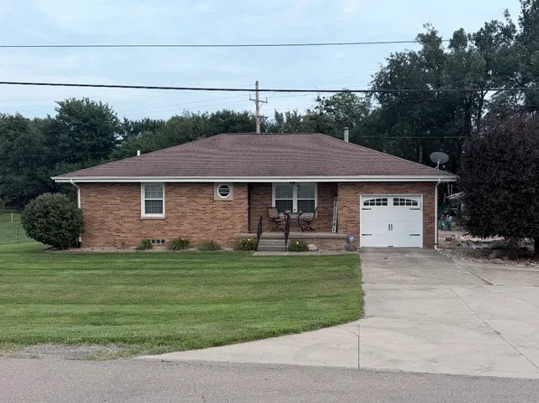 10819 E 1400 North Rd, Bloomington, IL 61705