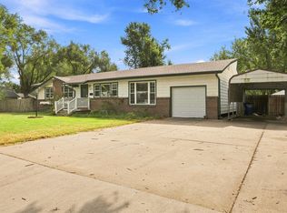 1313 Manley Cir, Junction City, KS 66441