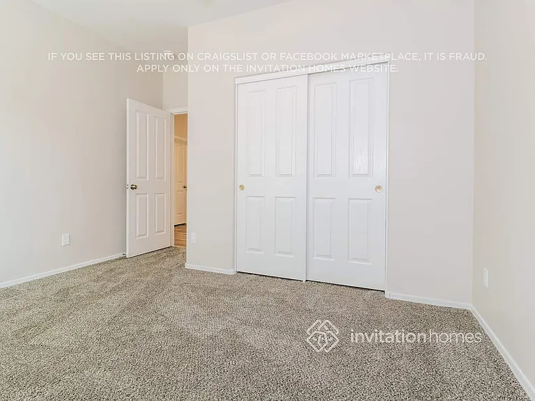 15949 W Mauna Loa Ln — Photo 8