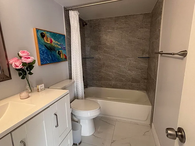 510 Prosperity Farms Rd #8B — Photo 11