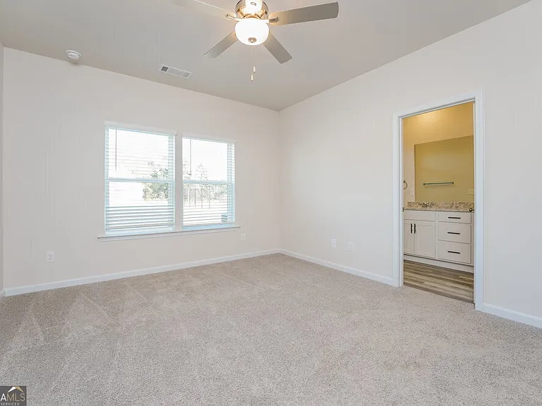 317 Limestone Cir — Photo 10