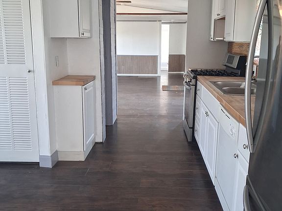 4th image of 7989 Alaya Way