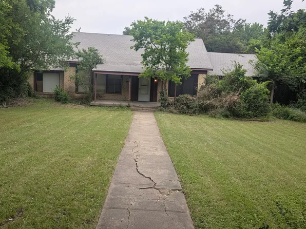 2038 Dalworth St, Grand Prairie, TX 75050