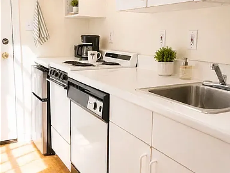 20 Phillips St #2 — Photo 3