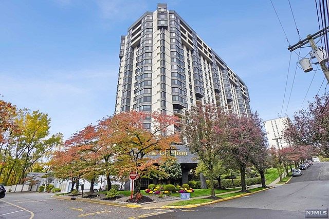 1265 15th St APT 2E, Fort Lee, NJ 07024 | Zillow