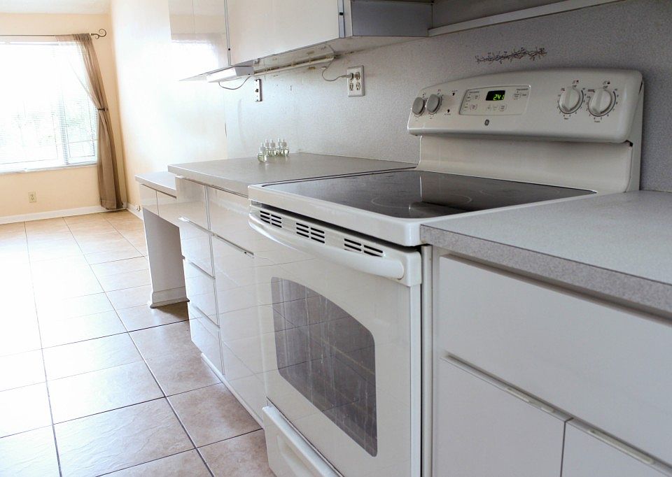 1st image of 8187 NW 8th Mnr #7
