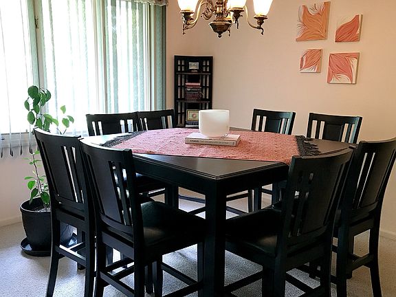 Dining Room 10x12