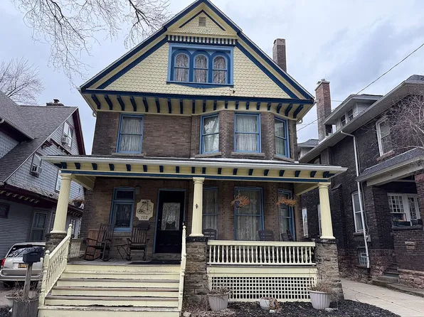 702 Chilton Ave, Niagara Falls, NY 14301