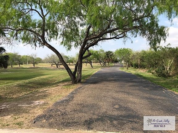 3rd image of 351 Los Ebanos Blvd