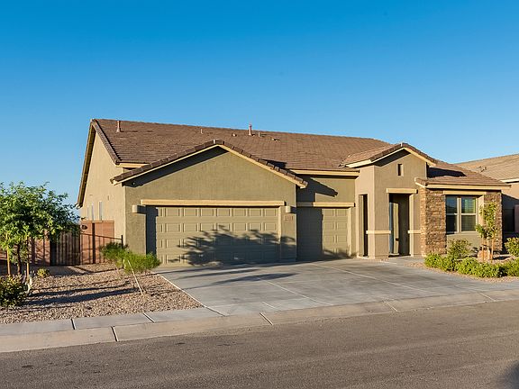 2nd image of 1443 E Stronghold Canyon Ln
