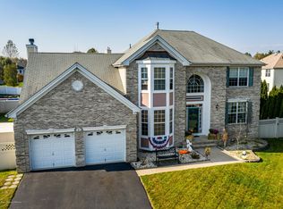 31 Victoria Cir, Jackson, NJ 08527