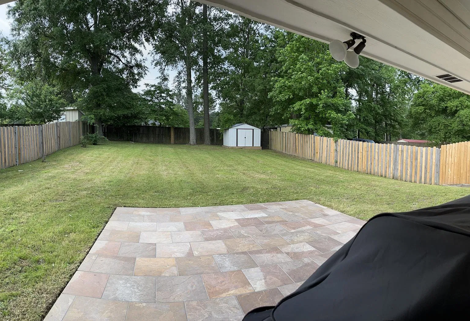 208 Saint Clair Dr — Photo 4